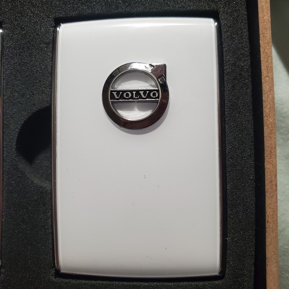 Volvo Key Fob Shell Cover Set White Chrome Remote Casing Replacement NWOT